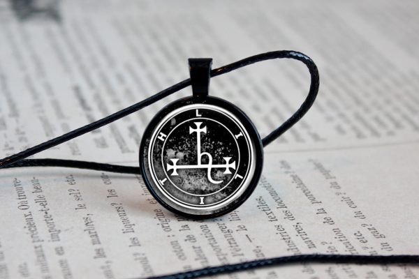 Lilith Sigil Necklace Grey - Image 3