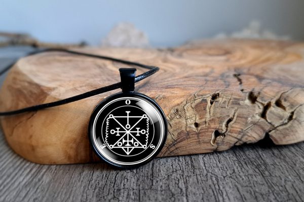 Ose Sigil Seal Necklace Pendant